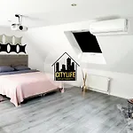 דירה Citylife Mit E-ladesaeule *