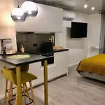 דירה Citylife Mit E-ladesaeule