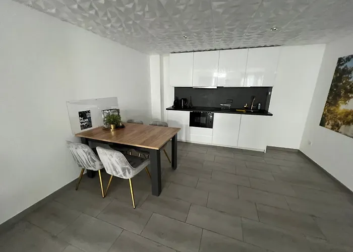 Citylife Mit E-ladesaeule Апартаменты Оснабрюк